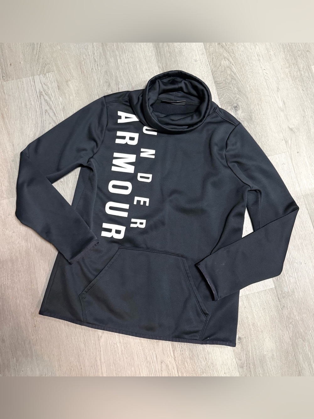 •UNDER ARMOUR• HOODIE